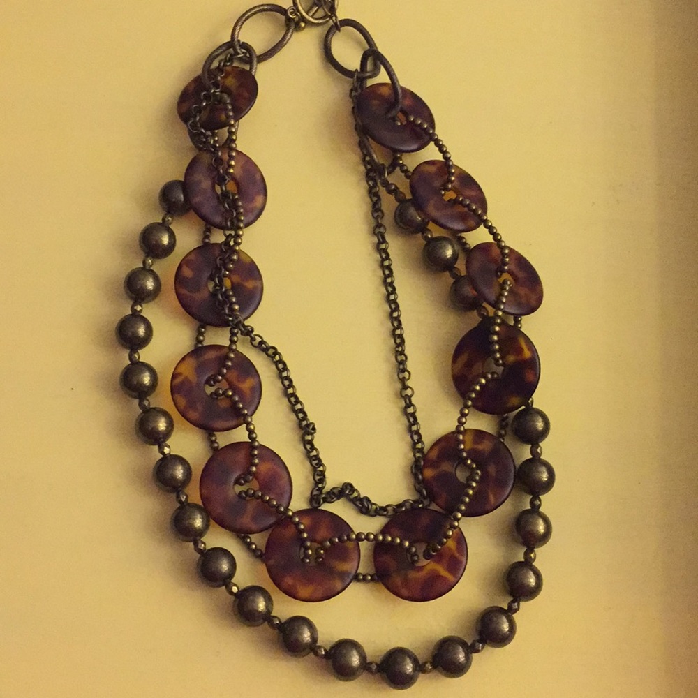 gold and tortoise shell inspired accents accents